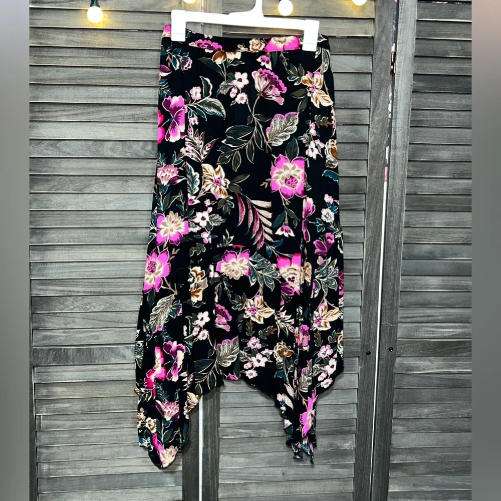 Jessica Simpson Black Floral Asymmetrical Handkerchief Hem Skirt - Pink Floral - Picture 2 of 8